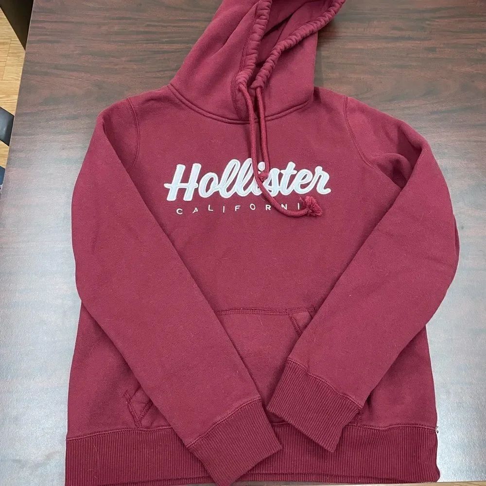 Hollister Burgundy Hoodie 